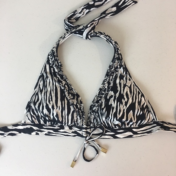Kenneth Cole Reaction Other - Ruffle trim halter ties bikini top S